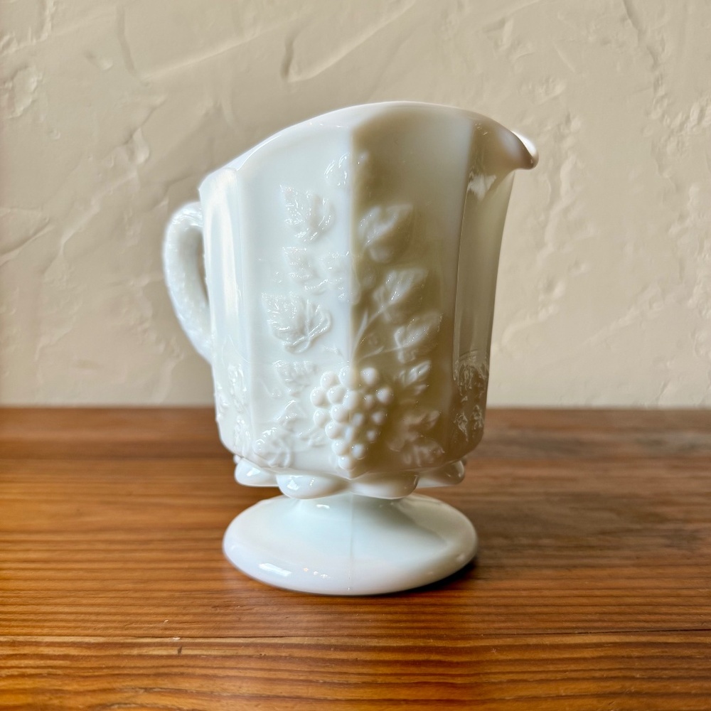 Westmoreland Milk Glass Grape Pattern Footed Creamer – Vintage Mid-Century - Picture 8 of 13